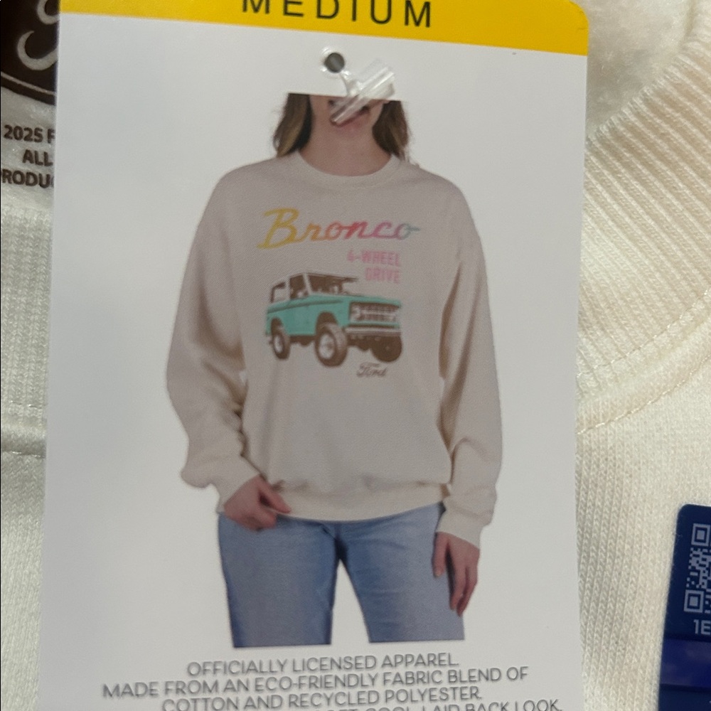 Ford Bronco Cream Sweatshirt with Vintage Graphic M NWT - Picture 2 of 7